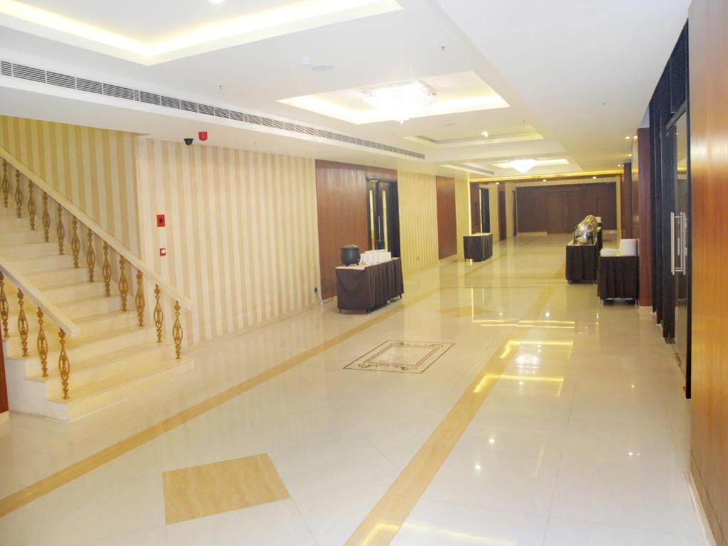 Fortune Select Grand Ridge, Tirupati - Member Itc Hotels' Group Exterior foto Interior of the hotel