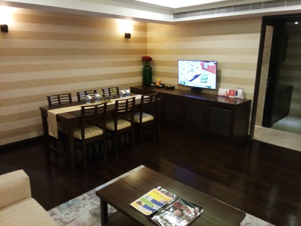 Fortune Select Grand Ridge, Tirupati - Member Itc Hotels' Group Exterior foto A suite at the Taj Mahal Palace, Mumbai