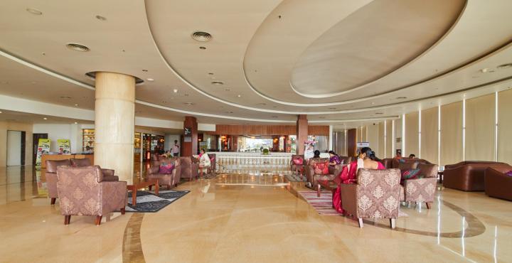 Fortune Select Grand Ridge, Tirupati - Member Itc Hotels' Group Exterior foto The lobby of the hotel