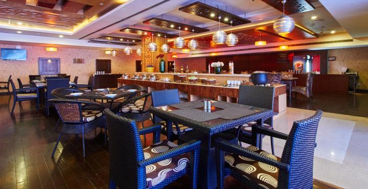 Fortune Select Grand Ridge, Tirupati - Member Itc Hotels' Group Exterior foto The interior of the restaurant